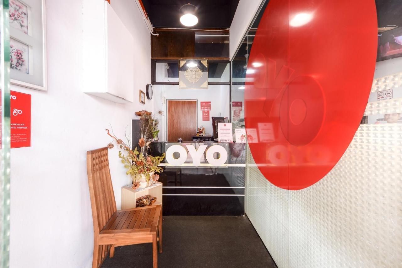 Oyo 90429 Hotel Narasindo كوالالمبور المظهر الخارجي الصورة