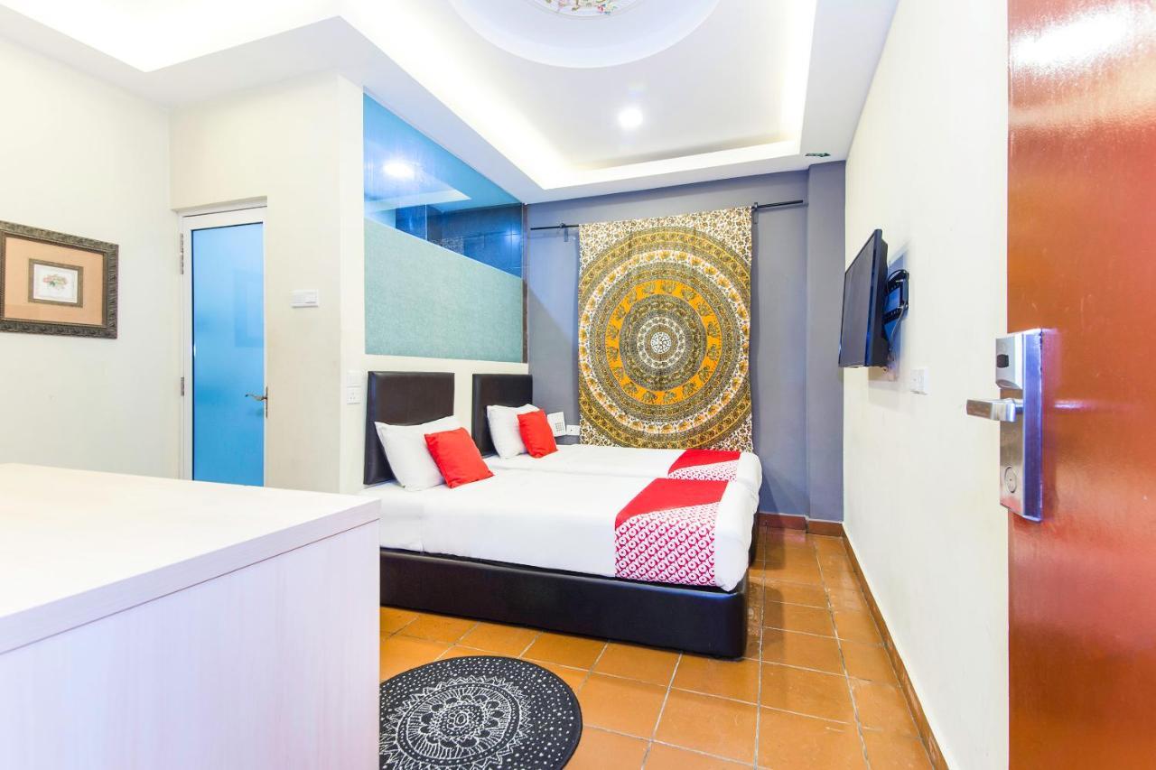 Oyo 90429 Hotel Narasindo كوالالمبور المظهر الخارجي الصورة